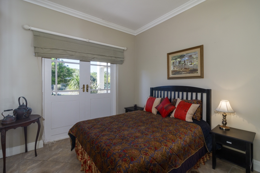 6 Bedroom Property for Sale in Royal Alfred Marina Eastern Cape